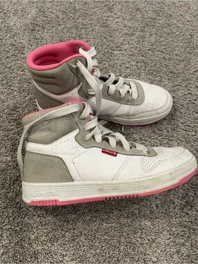 Levis Kids High Top Sneakers Size 3 White Gray Pink Lace Up Shoes
